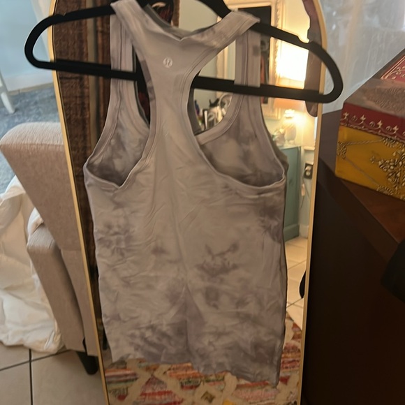 Lululemon swiftly tech racerback tank top 2.0 - Picture 2 of 2